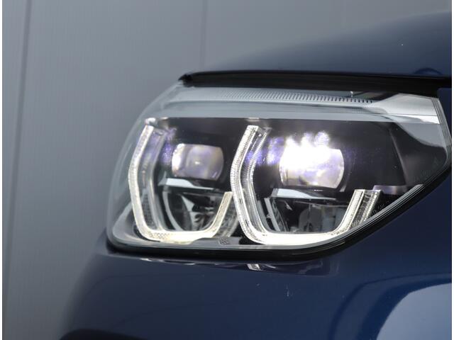 BMW X3 xDrive30e M-sport | Pano | Trekhaak | 360 Camera | Head-up | Leder |