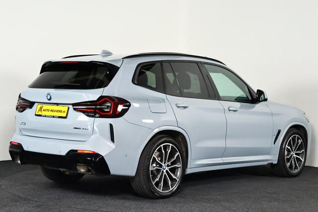 BMW X3 xDrive30e M-Sport / Panorama / Leder / HUD / Trekhaak / ACC / 360 Camera