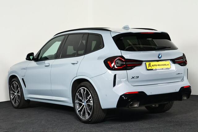 BMW X3 xDrive30e M-Sport / Panorama / Leder / HUD / Trekhaak / ACC / 360 Camera