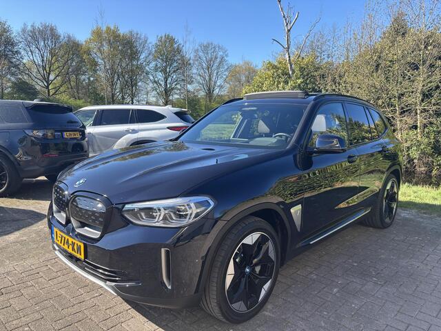 BMW X3 iX3 High Executive 80 kWh | Panoramdak | Leder | Head up Display | Harman Kardon | Geheugenstoelen | Adaptive cruise control