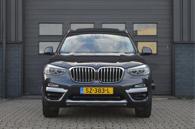 BMW X3 xDrive20i High Executive | PANO | TREKHAAK | LED | DAB | HIFI | CARPLAY |