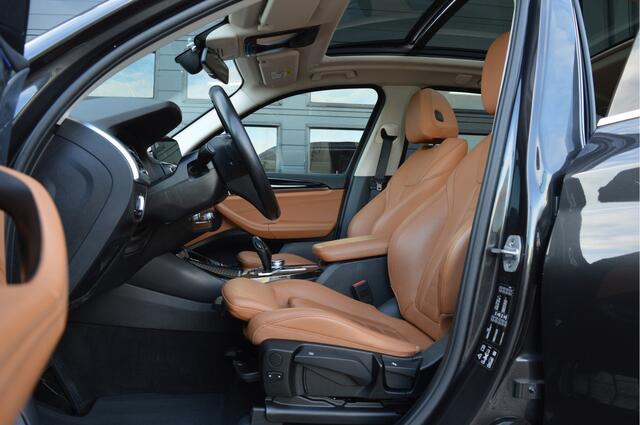 BMW X3 xDrive20i High Executive | PANO | TREKHAAK | LED | DAB | HIFI | CARPLAY |