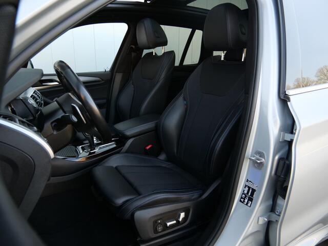 BMW X3 xDrive20i High Executive 184 Pk Automaat M-Pakket / Navi / DAB / Apple Carplay / Trekhaak afneembaar / 19 inch / Pano-dak