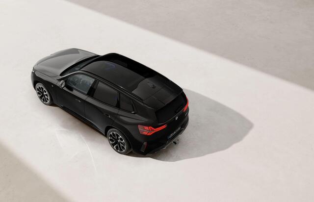 BMW X3 30e xDrive M-Sport Pro / Trekhaak / Pano / Stoelventilatie / ACC