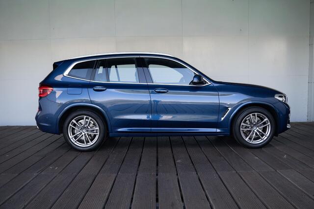 BMW X3 xDrive20i | M Sportpakket | High Executive | Navigatiesysteem Professional | HiFi | Sportstoelen | Driving Assistant
