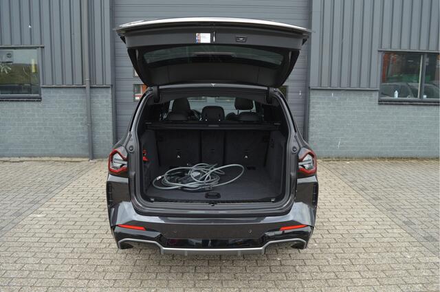 BMW X3 iX3 Executive 80 kWh | SOH 100% | M-PAKKET | PANO | ACC |