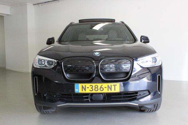 BMW X3 iX3 Executive 80 kWh | TOP-STAAT! | CARPLAY | PANO-DAK | DAB | WEGKL-TRHAAK | LED | 19'LMV | PDC |