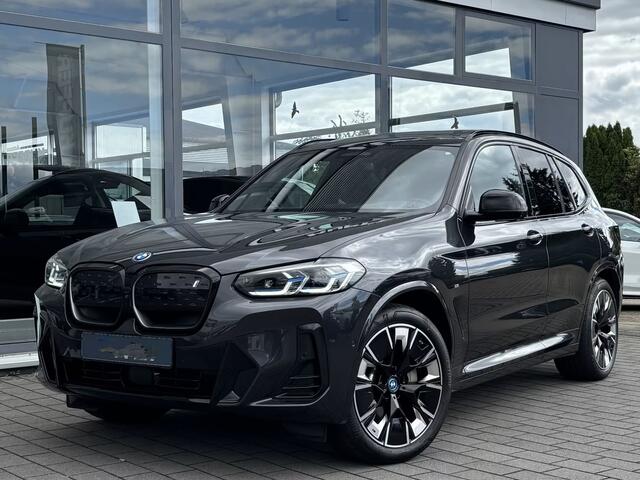 BMW X3 iX3 M-SPORT 80 kWh (210kW/286pk) ** LASER, LEDER, PANO, TREKH, STUURVERW, H&K SOUND, 20-inch LMV ** 1e EIG - UNFALLFREI ** ** INFORMEER OOK NAAR ONZE AANTREKKELIJKE FINANCIAL-LEASE TARIEVEN **