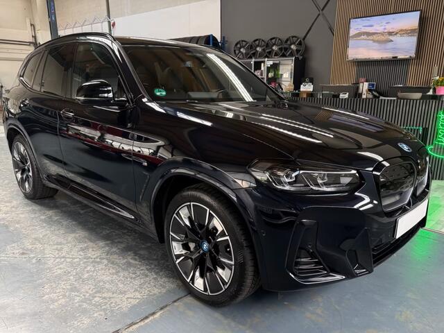 BMW X3 iX3 M-SPORT 80 kWh (210kW/286pk) ** LED, LEDER, PANO, TREKH, ALARM, H&K SOUND, 20-inch LMV ** 1e EIG - UNFALLFREI ** ** INFORMEER OOK NAAR ONZE AANTREKKELIJKE FINANCIAL-LEASE TARIEVEN **