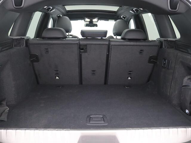 BMW X3 xDrive30e High Executive 292PK AUT8 M-Sport, SOH 96%, Pano-Schuifdak, Cruise Controle, Head-Up Display, M-Sportremmen, 360gr. Camera, Memorystoel, Stoel-Stuurverwarming, Trekhaak, 21" LM Velgen