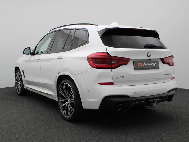 BMW X3 xDrive30e High Executive 292PK AUT8 M-Sport, SOH 96%, Pano-Schuifdak, Cruise Controle, Head-Up Display, M-Sportremmen, 360gr. Camera, Memorystoel, Stoel-Stuurverwarming, Trekhaak, 21" LM Velgen