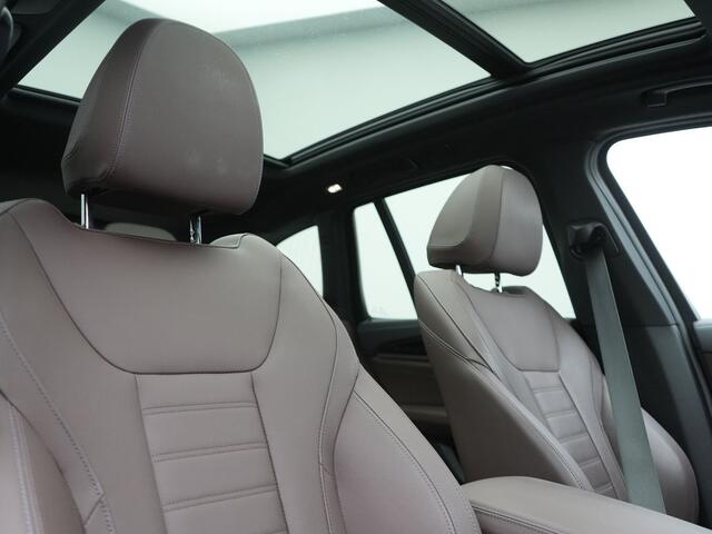 BMW X3 iX3 M Sport 80 kWh 286pk Dealer O.H. | Trekhaak Af Fabriek | Panodak | Head Up | 360 Camera | Harman / Kardon | Lederen Sportstoelen Memory & Verwarmd | Keyless | Blis | Sfeerverlichting | 20"L.M | Adaptive LED |
