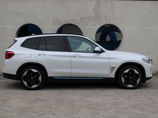 BMW X3 iX3 High Executive 80 kWh | 94,3% | PANORAMISCH SCHUIFDAK | 20" LICHTMETALEN VELGEN | M AERODYNAMICA PAKKET |