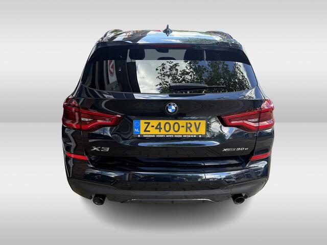 BMW X3 xDrive30e High Executive | elektrische trekhaak | 360 camera | voorstoelen verwarmd | m-pakket | 20 inch velgen |
