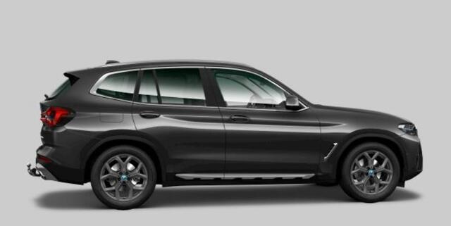 BMW X3 xDrive30e Trekhaak - Head up - Stoelverwarming voor/achter - Parking Assistant Plus - Comfort Access - Geluiddempende/getinte ruiten - Zonnschermen achter - Stuurwielrand verwarmd - Sportstoelen -