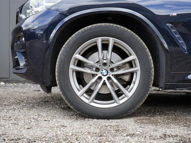 BMW X3 xDrive20i High Executive M-Sport / Elek. Trekhaak / Harman-Kardon / Shadow Line / Head-Up / Camera / Stoel + Stuur verw. /