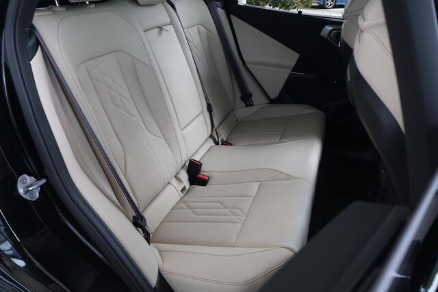 BMW X3 30e xDrive | M Sport Pro | Harman Kardon | Trekhaak | Glazen Panoramadak | Driving Assistant Professional