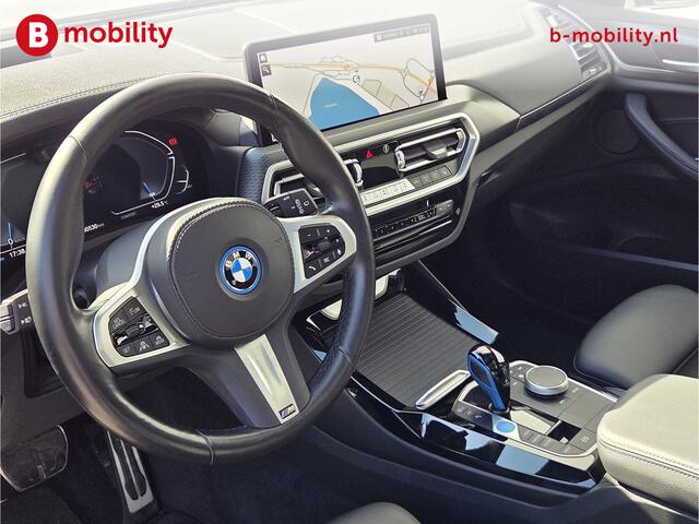 BMW X3 iX3 High Executive M-Sport 80 kWh SOH 100% 'Carbon-schwarz' Trekhaak Panoramdak Harman/Kardon | Adaptive Cruise Control | Elek. Stoelen | Head-Up | DAB