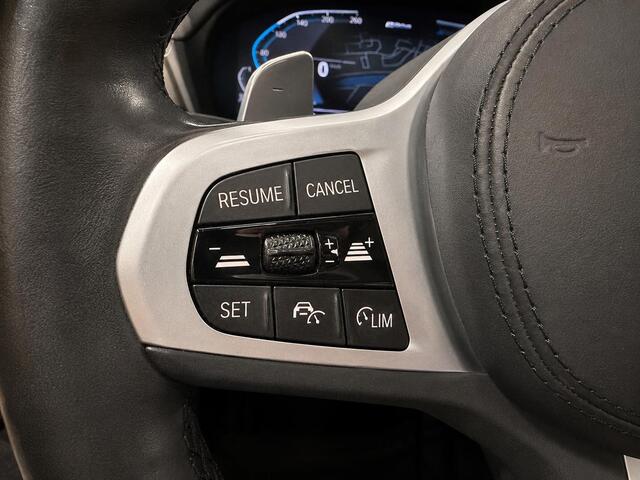 BMW X3 xDrive30e High Executive M-Sport Parking Assistant Plus+ Surround View, Active Cruise Control Live Cockpit Professional, HiFi, Wireless Charging, Extra getint glas 19 inch M-velgen.
