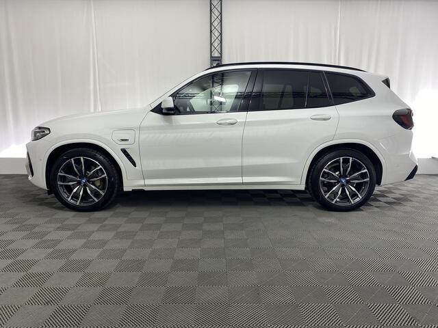 BMW X3 xDrive30e High Executive | Pano | Apple Carplay | Sportstoelen | Elektr. trekhaak |