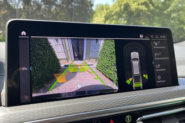 BMW X3 iX3 High Executive 80 kWh PANO | ADAPTIVE | ACHTERUITKIJKCAMERA | MEMORY | CARPLAY | STOELVERWARMING |