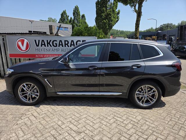 BMW X3 xDrive30e 19"/Trekhaak/Leder + memory/Adaptieve cruise/Keyless/Dodehoek/Head-up/360 camera/HiFi/LED/Sfeerverlichting