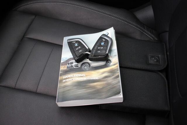 BMW X3 xDrive30e Bns Ed. Plus - Digitaal Cockpit, Carplay, Navi, Leer, Stoelverw.