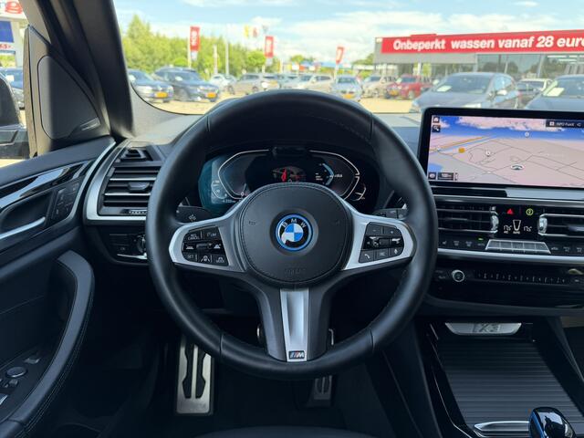 BMW X3 iX3 High Executive 80 kWh M Sport Panoramadak 20 Inch Harman-Kardon Trekhaak Leder Carplay 360 Camera Head-Up Display