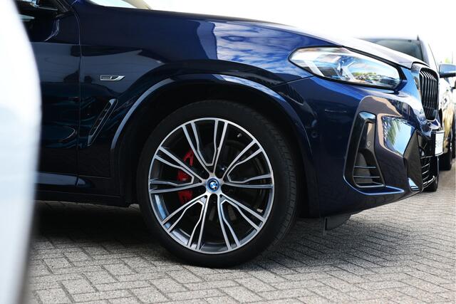 BMW X3 xDrive30e High Executive M Sport Automaat / Panoramadak / Sportstoelen / Achteruitrijcamera / Laserlight / Stoelverwarming