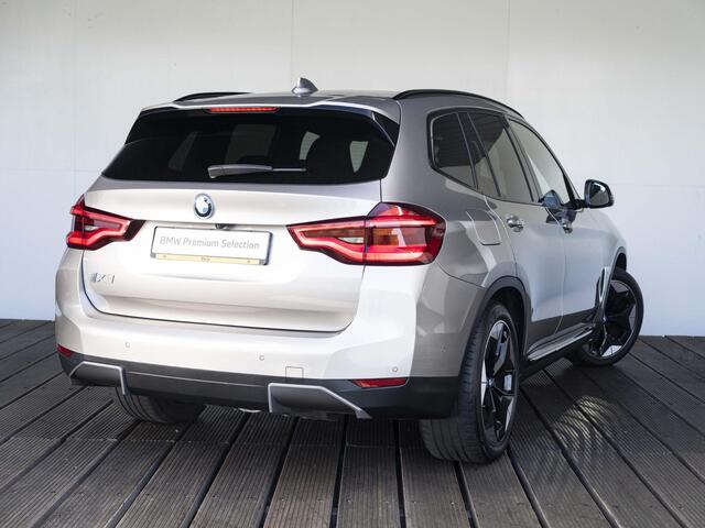 BMW X3 iX3 | High Executive | M Sportpakket | Adaptief onderstel | 20 inch | Comfort Access | Driving Assistant Professional | Head Up Display | Harman Kardon | Trekhaak
