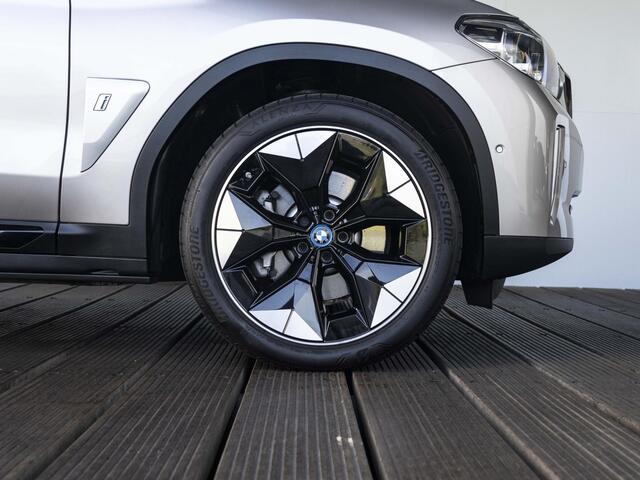 BMW X3 iX3 | High Executive | M Sportpakket | Adaptief onderstel | 20 inch | Comfort Access | Driving Assistant Professional | Head Up Display | Harman Kardon | Trekhaak