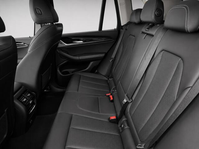 BMW X3 xDrive30e High Executive| Carplay|CruiseControl|Navi|Stoelverwarming|Camera|