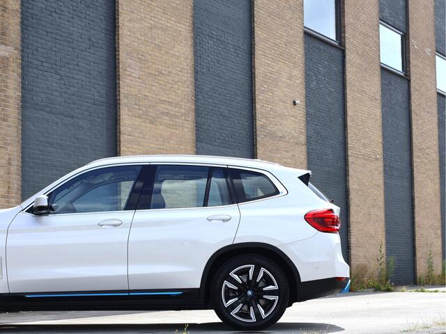 BMW X3 iX3 Executive 80 kWh Pano | Driving Assistant Pro | Leder | Trekhaak | ACC