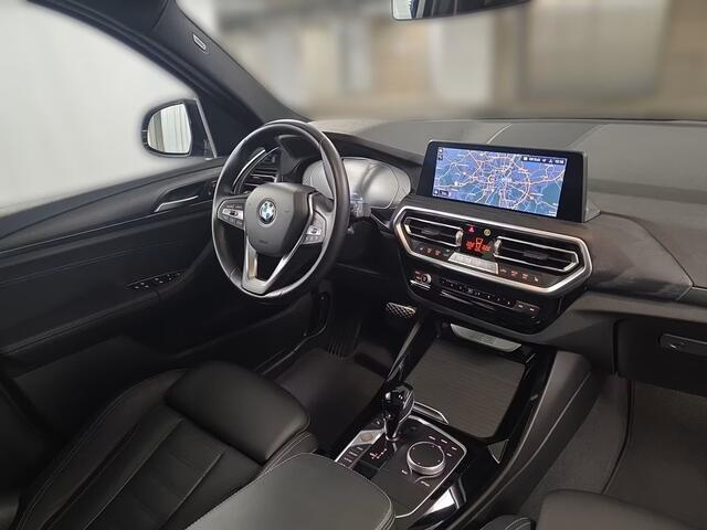 BMW X3 xDrive30d 286 PK Panoramadak Trekhaak 19 Inch Sportstoelen Stoelverwarming Live Cockpit