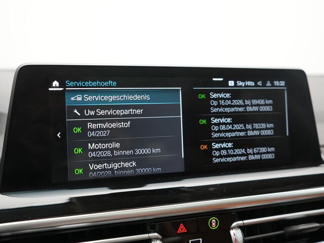 BMW X3 xDrive30e High Executive FACELIFT PHEV 293pk Dealer O.H. | Panodak | Camera | Lederen Sportstoelen Verwarmd | Apple Carplay | Park Assist | Navigatie | DAB | Cruise Control | 19"L.M | Plug In Hybrid |