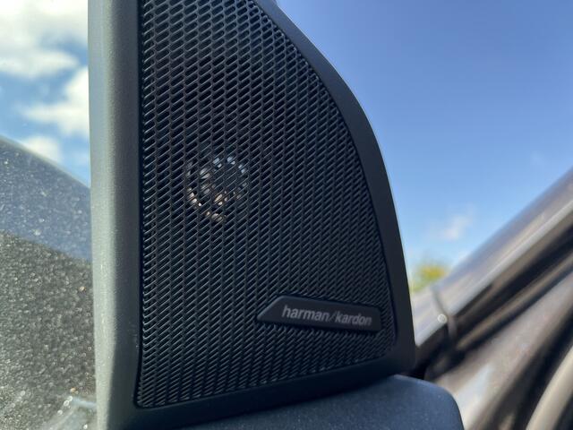 BMW X3 30e xDrive M-Sport Pro | 21" | Panorama | Ventilatie | Driving Assistant Plus