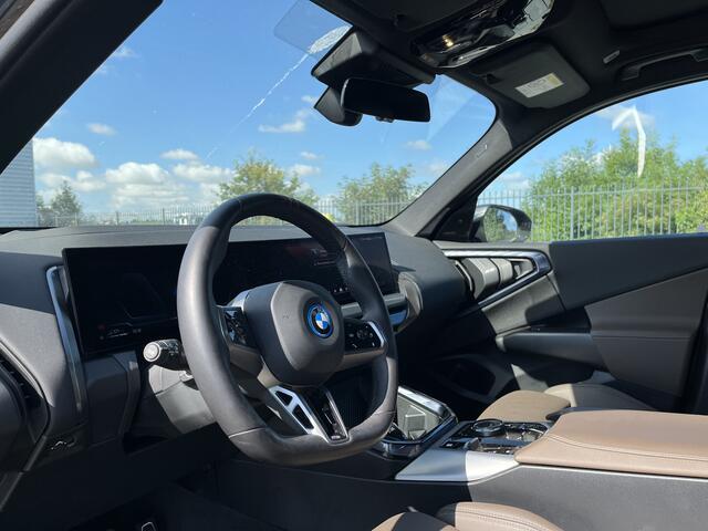 BMW X3 30e xDrive M-Sport Pro | 21" | Panorama | Ventilatie | Driving Assistant Plus