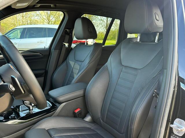 BMW X3 xDrive30e M Sport | Plug-in Hybride | incl. BMW Service Inclusive (5 jaar/100.000 km) | Afneembare Trekhaak | M pakket | Harman Kardon | Sportstoelen | Elektrische stoelen met geheugenfunctie | 360 graden camera | Stoelverwarming | Keyless | Elektrische a