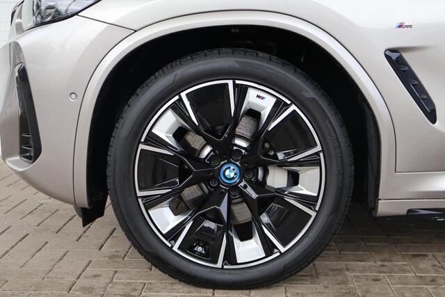 BMW X3 iX3 | Panoramadak | Stoelverwarming | Trekhaak