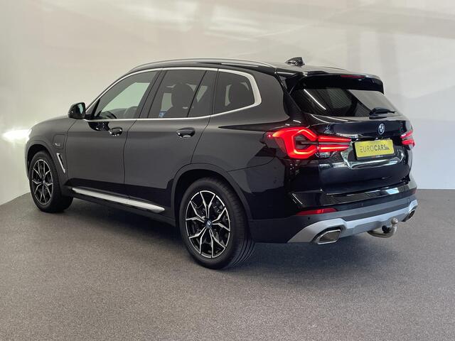 BMW X3 xDrive30e Trekhaak PDC VA + Camera Sportstoelen 19" M-Sport Stoelverwarming Cognac Leder Bekleding Privacy Glass DAB+ Navi Carplay Cruise Control