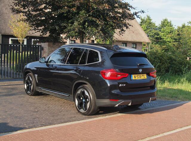 BMW X3 iX3 High Executive 80 kWh | Panoramadak | Head-Up Display | Harman Kardon | Sfeerverlichting | ACC | Apple Carplay |