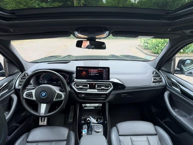 BMW X3 IX3 High Executive SOH 96% M-Pakket/Trekhaak/Pano/Laser/Headup/Harman Kardon/Fabrieksgarantie