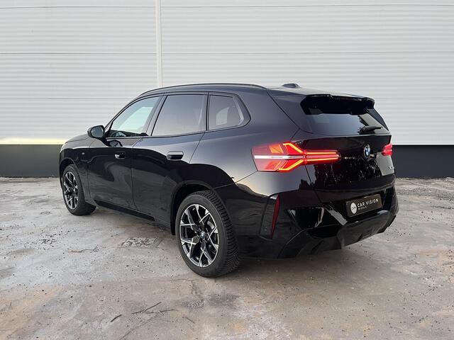BMW X3 20 xDrive * M-Sport * HUD * Pano * 360 * Luxe uitvoering *