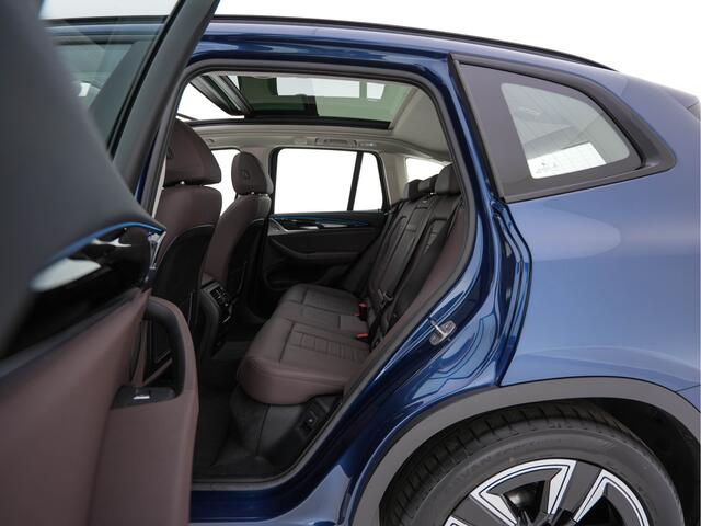 BMW X3 iX3 Executive 80 kWh [3-Fase-11kW ] {SoH-98%} (INCL-BTW) Aut. *PANO | LEATHER | ADAPTIVE-CRUISE | FULL-LED | MEMORY-PACK | BLIND-SPOT | DIGI-COCKPIT | HEATED-COMFORTSEATS | KEYLESS | CAMERA | DAB+ | 19''ALU*
