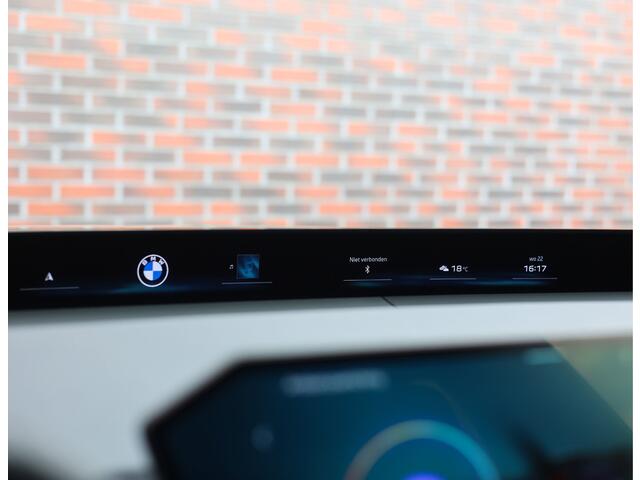 BMW X3 iX3 50 xDrive 113 kWh | Trekhaak - Harman Kardon