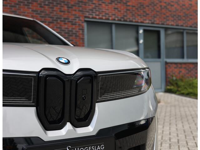 BMW X3 iX3 50 xDrive 113 kWh | Trekhaak - Harman Kardon