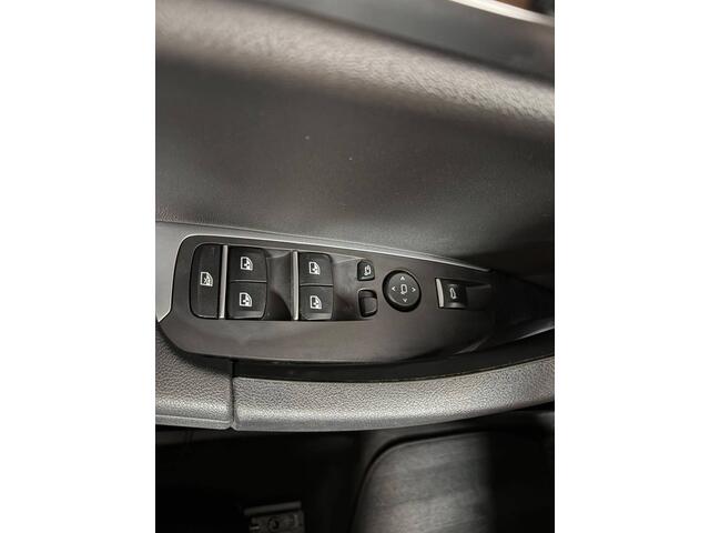 BMW X3 xDrive30i High Executive. Pano. memory!