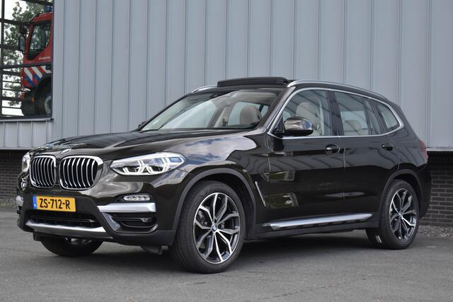 BMW X3 xDrive20i High Executive | Pano | Trekhaak | Leder | Stoelverwarming