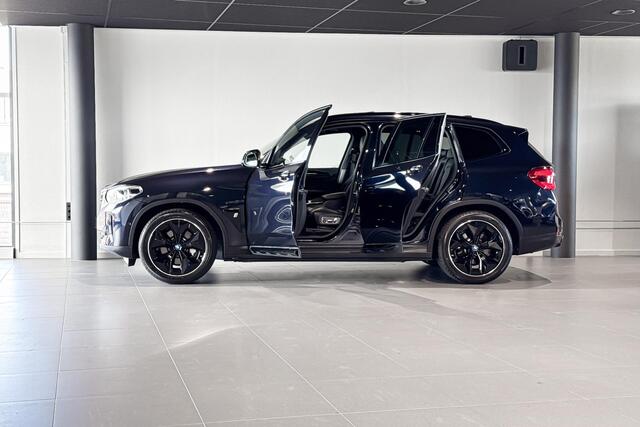 BMW X3 iX3 High Executive 80 kWh | Glazen Panoramadak | Harman Kardon | Stoelverwarming | Head-Up Display | Trekhaak |