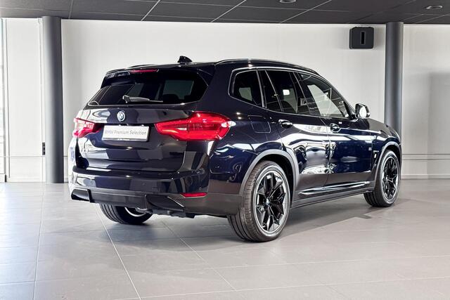BMW X3 iX3 High Executive 80 kWh | Glazen Panoramadak | Harman Kardon | Stoelverwarming | Head-Up Display | Trekhaak |